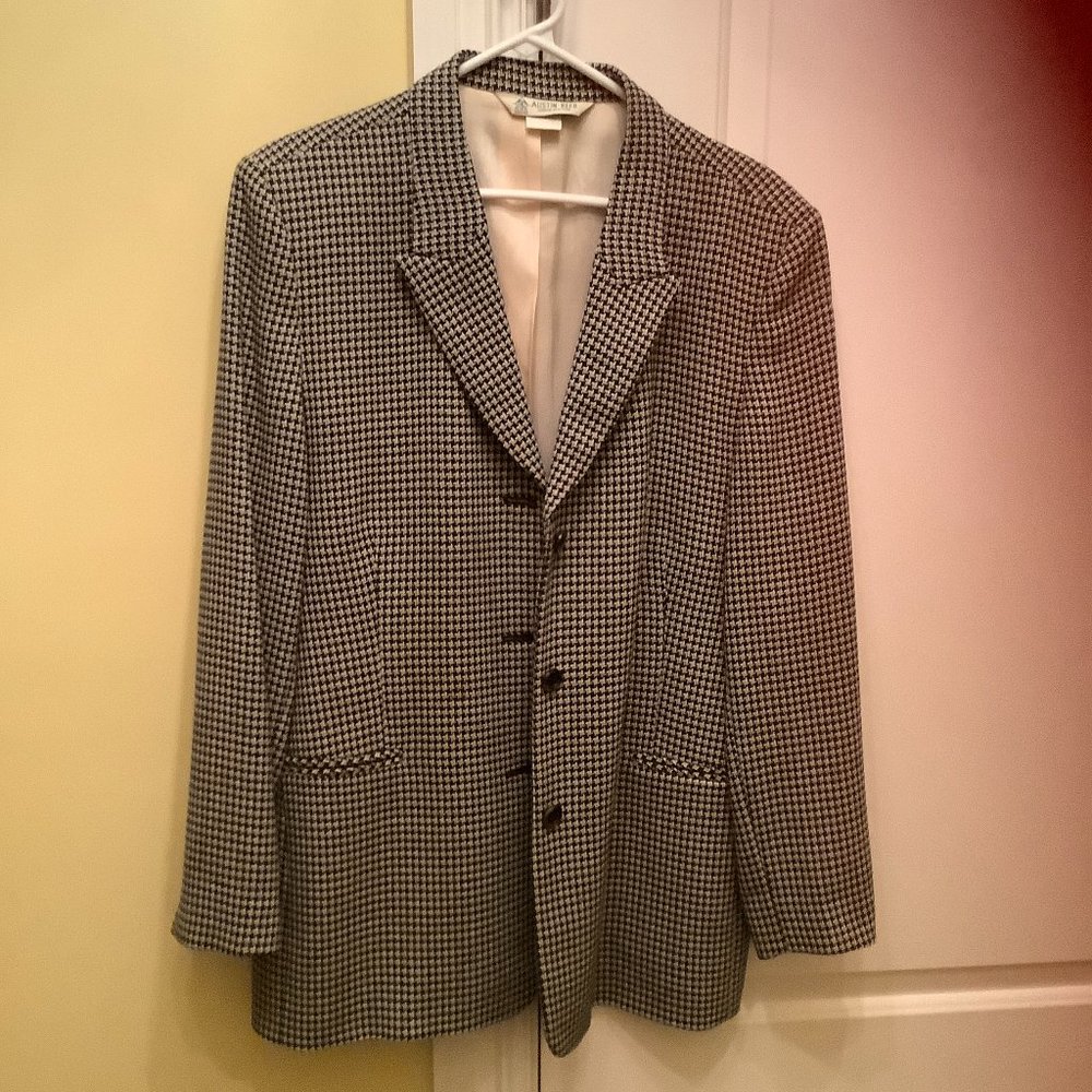 Austin Reed 100% Worsted Wool Ladies Jacket, Size 14